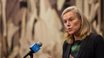 Syria vẫn còn giữ vũ khí hoá học 