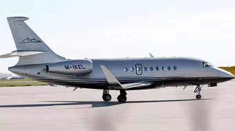 Vợ Michael Schumacher rao bán chuyên cơ của chồng