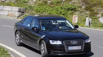 Audi A8 được làm mới với công nghệ tối tân, thiết kế hiện đại 