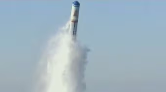 Trung Quốc chuẩn bị đưa tên lửa đạn đạo JL-2, tầm bắn 8.000km vào sử dụng 