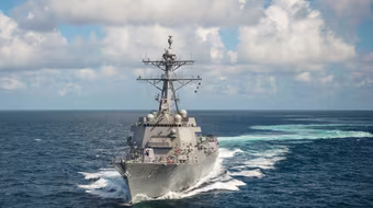Hải quân Mỹ triển khai tàu USS John Finn qua eo biển Đài Loan