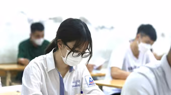 ‘Chiến thuật’ làm bài thi môn Vật lý kỳ thi tốt nghiệp THPT quốc gia