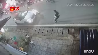 Tạm giữ hình sự đối tượng vi phạm nồng độ cồn, lao xe ô tô vào Cảnh sát