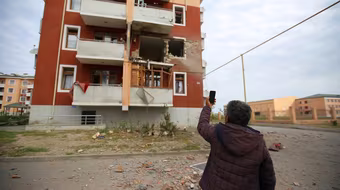 Thủ đô của Karabakh hứng chịu hỏa lực lớn từ quân đội Azerbaijan