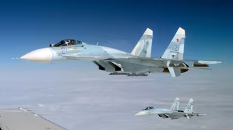 Phi công Mỹ e ngại về hành động ‘không đúng mực’ của chiến đấu cơ Nga