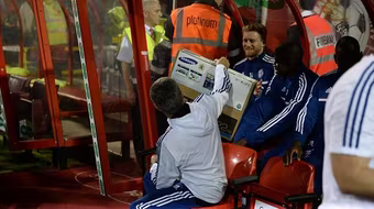 Mourinho tặng học trò món quà bất ngờ