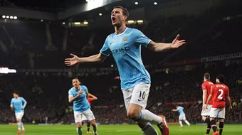 Man City nhấn chìm M.U ngay tại Old Trafford