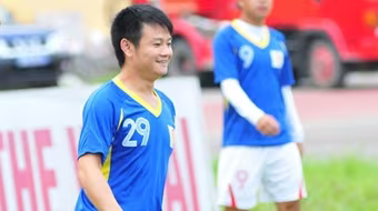 Văn Quyến: "Tôi không hối hận khi treo giày"