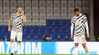 M.U bị chê phòng ngự như đám trẻ lên 10