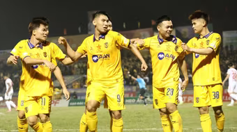 V-League 2024/25: SLNA đẩy Hải Phòng xuống khu vực nguy hiểm