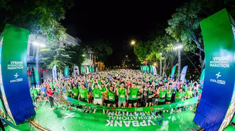 VPIM 2025 ghi dấu ấn mạnh mẽ với hơn 11.000 VĐV chạy trên đường phố Hà Nội