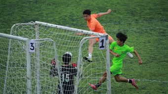 Chùm ảnh loạt trận 9h sáng 2-11