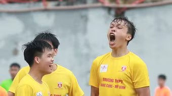 Chùm ảnh loạt trận 9h sáng 9-11