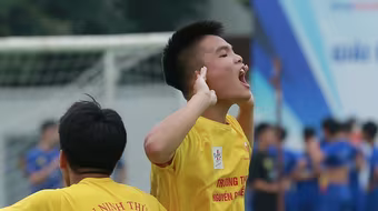 Hình ảnh loạt trận 9h30 sáng 16-11