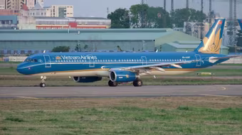 Giá vé máy bay Việt Nam đi Nhật Bản được Vietnam Airlines mở bán bao nhiêu?