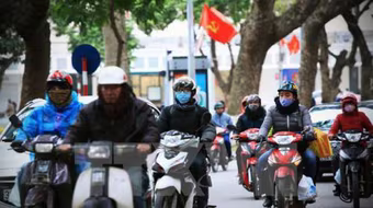 Không khí lạnh tăng cường, Bắc bộ trời rét, miền Trung nhiều nơi bị cô lập