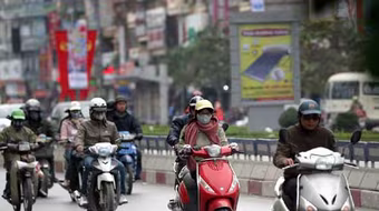 Hà Nội rét 11 độ C, vùng núi cao Sa Pa xuất hiện băng giá 