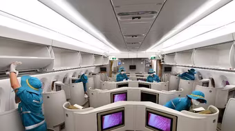 Vietnam Airlines được Hoa Kỳ cấp phép 12 chuyến bay đưa người Việt về nước