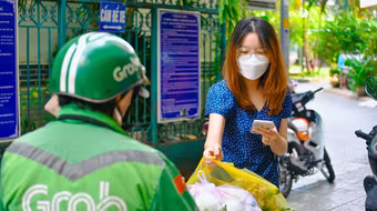 Dừng thanh toán qua ví điện tử Moca trên ứng dụng Grab từ ngày 1-7