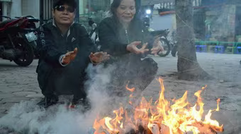 Rét đậm kéo dài bao trùm Bắc bộ, miền Trung mưa lớn 