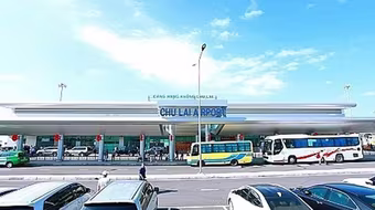 Khách cầm nhầm máy tính tại Chu Lai rồi gửi lại sân bay Tân Sơn Nhất