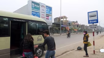 Hà Nội cắm biển 41 điểm đón, trả khách cho xe khách tuyến cố định