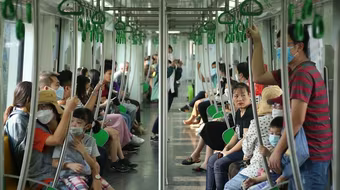 Khách tăng mạnh, công ty vận hành metro Cát Linh- Hà Đông lãi hơn 100 tỷ 