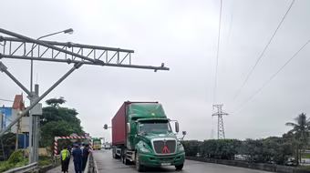 Vận hành 6 trạm cân kiểm tra tải trọng tự động trên quốc lộ 5 ngăn xe quá tải