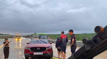 Cao tốc Phan Thiết- Dầu Giây ngập như sông: Bộ Giao thông phải chịu trách nhiệm toàn diện về chất lượng