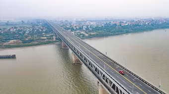 Chuẩn bị sửa chữa hai đầu cầu Thăng Long