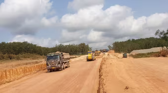 Khai thác cát làm cao tốc Chí Thạnh- Vân Phong sai quy định, Tổng công ty xây dựng số 1 bị phạt nặng