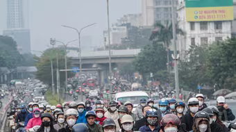 Nhiều trục đường huyết mạch trên địa bàn Thủ đô quá tải đến 8 lần thiết kế