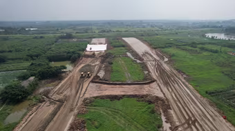 Đường song hành Vành đai 4- Vùng Thủ đô phải lùi tiến độ sang quý I-2026