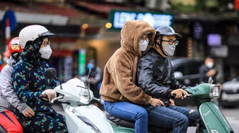 Chiều tối nay không khí lạnh tràn về, Bắc bộ rét đậm rét hại