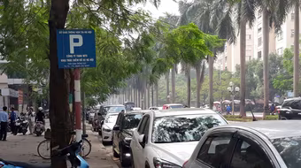 Yêu cầu 40 doanh nghiệp trông giữ xe phải áp dụng công nghệ, không sử dụng tiền mặt