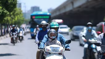 Bắc bộ oi nóng đỉnh điểm đến 38 độ C trước khi đón bão tràn vào Biển Đông