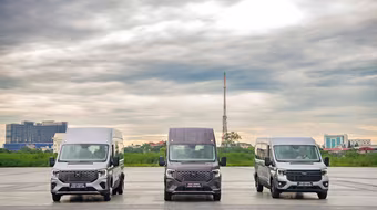 Ra mắt Ford Transit hoàn toàn mới, giá từ 900 triệu đến 1,5 tỷ đồng