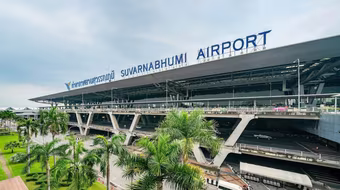 Khách tung tin giả "có bom", chuyến bay phải kiểm tra an ninh nghiêm ngặt