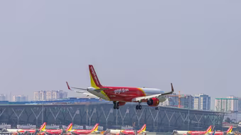 Mừng ngày đôi 10/10, Vietjet tặng triệu vé máy bay giảm 50% giá cho tín đồ du lịch