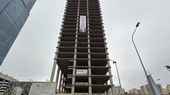 Vicem sẽ hồi sinh toà tháp nghìn tỷ bỏ hoang 10 năm ra sao khi liên tục thua lỗ?