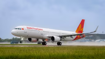 Sun PhuQuoc Airways cất cánh chuyến bay thương mại đầu tiên