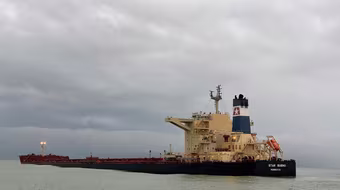 Bàn phương án cứu hộ khẩn cấp tàu Star Bueno chở gần 175.000 tấn quặng sắt có nguy cơ chìm 