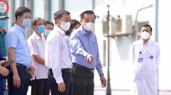 Hà Nội: Bốn biện pháp cấp bách để dập dịch, tiếp tục "thần tốc" tiêm vaccine Covid-19 cho nhân dân