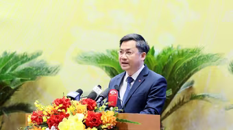 Hà Nội tập trung xử lý, đảm bảo sông Tô Lịch sạch, sáng trong năm 2025