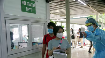 Hà Nội rà soát chi phí khám chữa bệnh bảo hiểm y tế không hợp lý