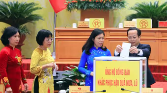 HĐND TP Hà Nội quyên góp, ủng hộ đồng bào lũ lụt các tỉnh miền Trung, Tây Nguyên