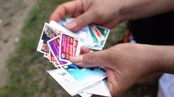 Chăm con bệnh nan y, lại bị kẻ gian lừa mất gần chục triệu