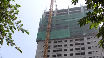 Rơi thang máy từ tầng 18 khiến 3 công nhân tử vong