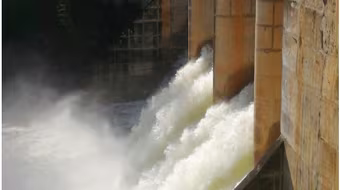 Hà Nội: Hồ Đồng Mô thông báo xả lũ, 13 xã phường có nguy cơ bị ảnh hưởng