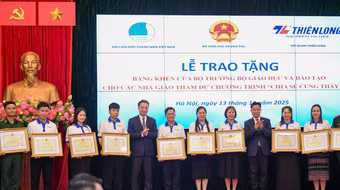 Gặp mặt các nhà giáo tiêu biểu năm 2025